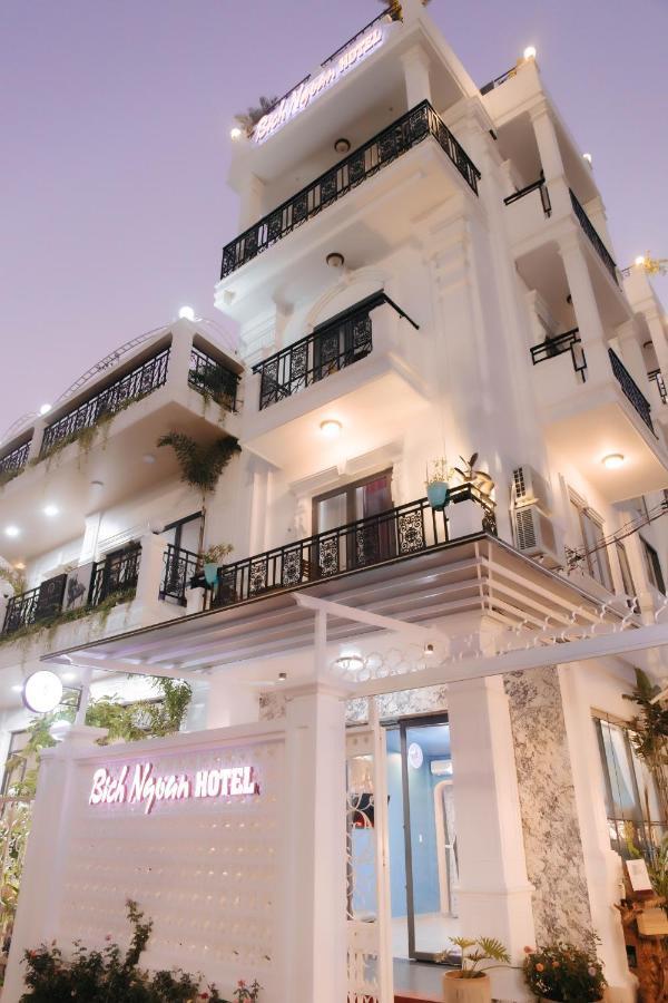 Bich Ngoan HOTEL Tra Vinh Ngoại thất bức ảnh