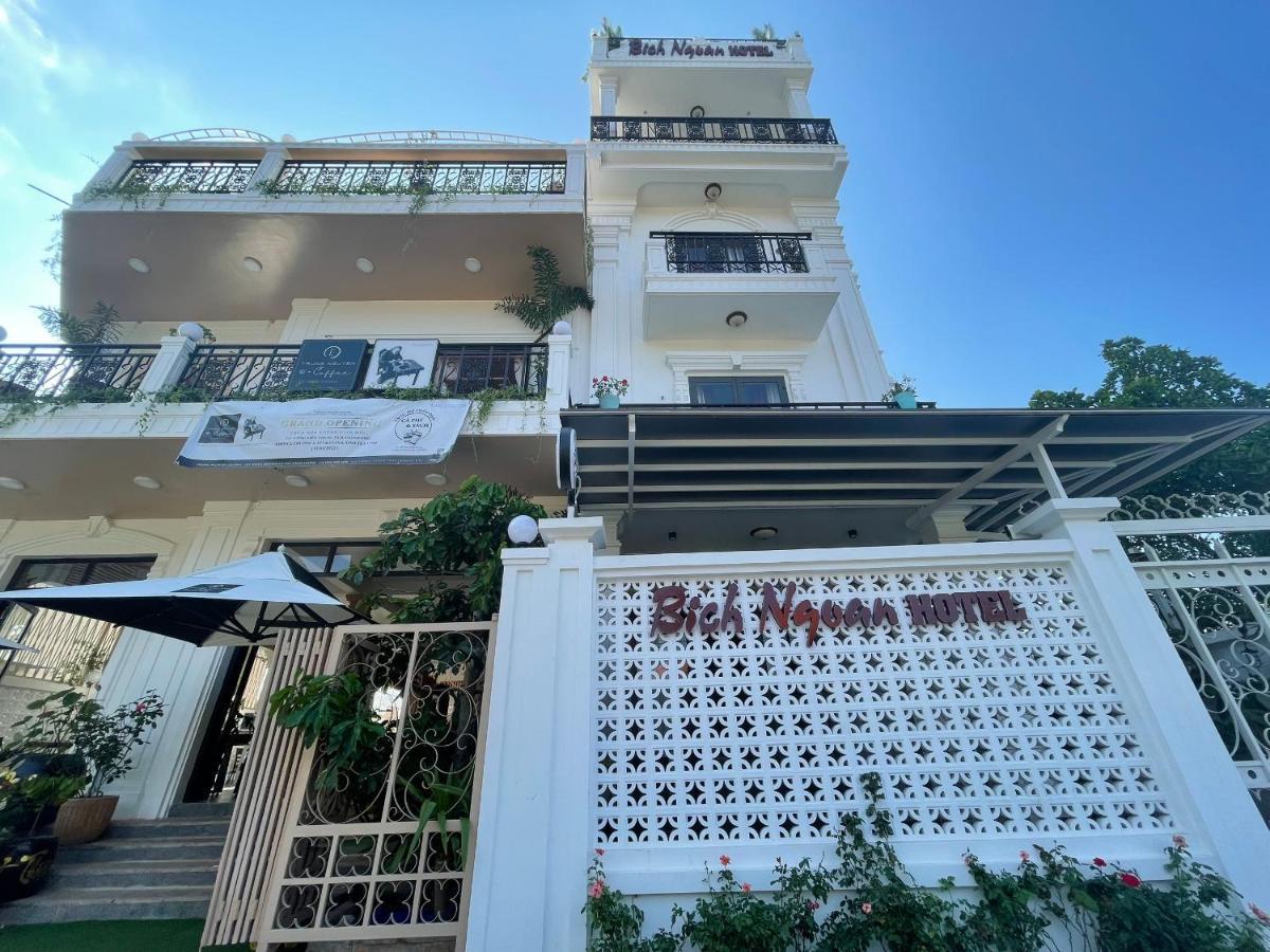 Bich Ngoan HOTEL Tra Vinh Ngoại thất bức ảnh